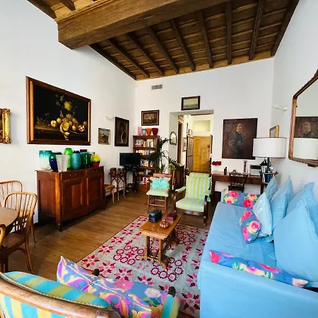 Navona Luxury Apartament *